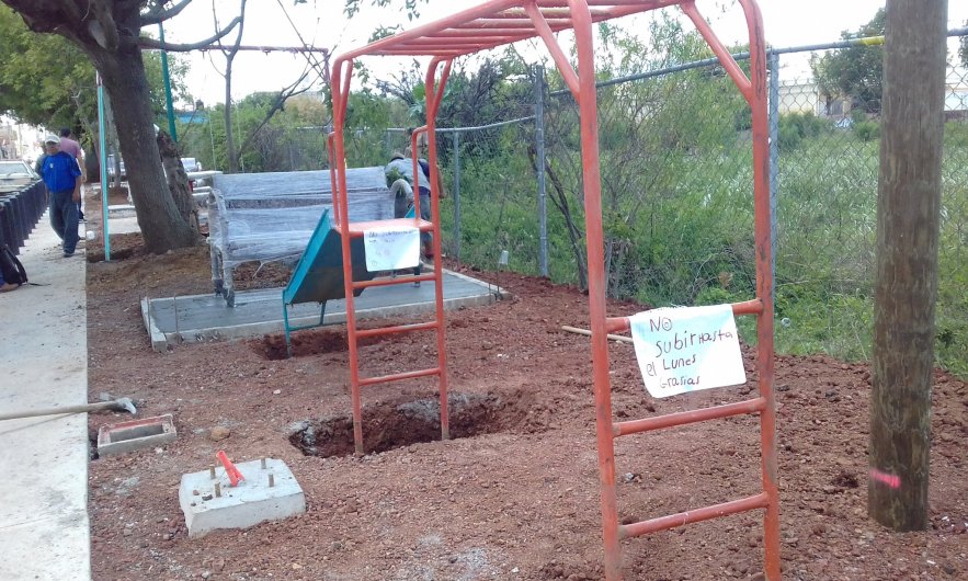 defienden el parque de bolsillo en colonia Felix Ireta